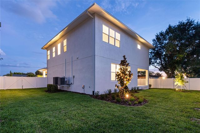 4421 W BAY COURT AVENUE, Tampa, FL 33611
