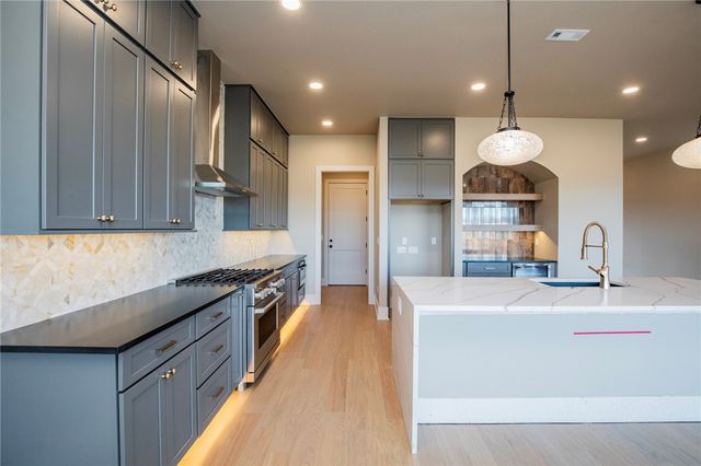 3804 SW Limelight Lane, Bentonville, AR 72713