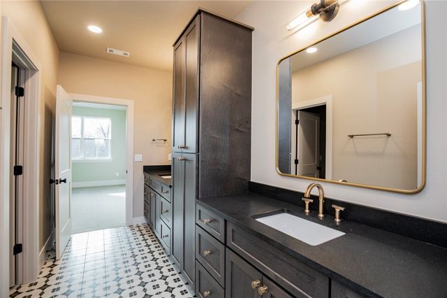 3804 SW Limelight Lane, Bentonville, AR 72713