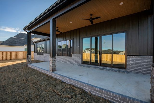 3804 SW Limelight Lane, Bentonville, AR 72713