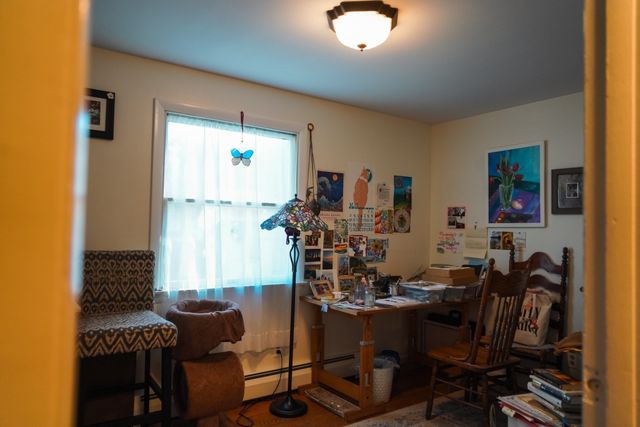 31 Lavender Ln, Springfield, MA 01129