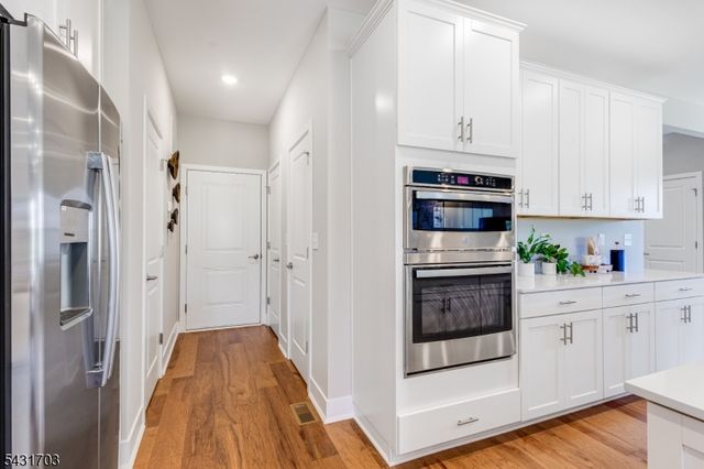 2 Biltmore Ave, East Hanover Twp., NJ 07960
