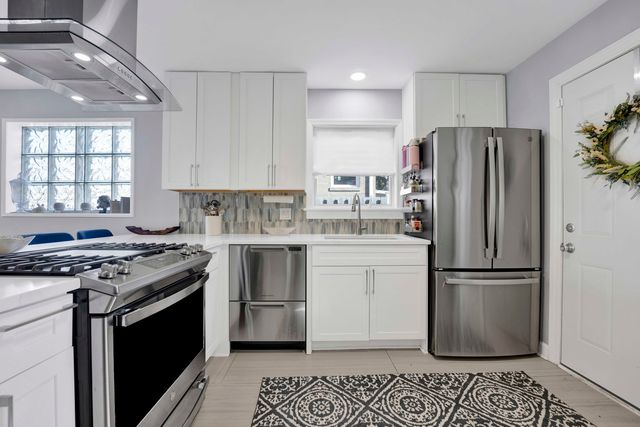 3815 Lawn Avenue, Western Springs, IL 60558