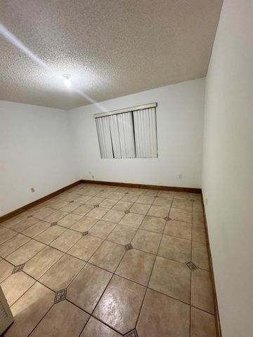 9189 Fontainebleau Boulevard 502, Miami, FL 33172