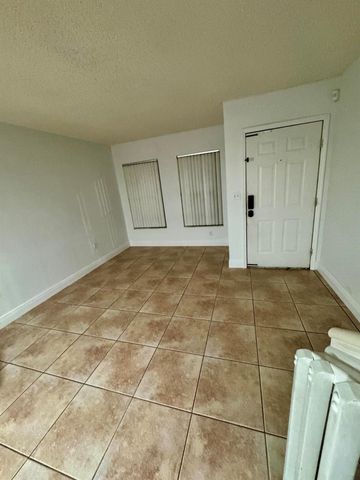 9189 Fontainebleau Boulevard 502, Miami, FL 33172