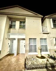 9189 Fontainebleau Boulevard 502, Miami, FL 33172