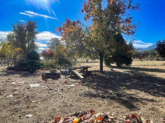 22881 Biggar Ln, Covelo, CA 95428