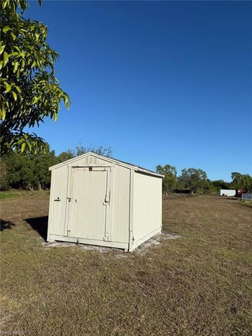 3761 39th AVE NE, Naples, FL 34120