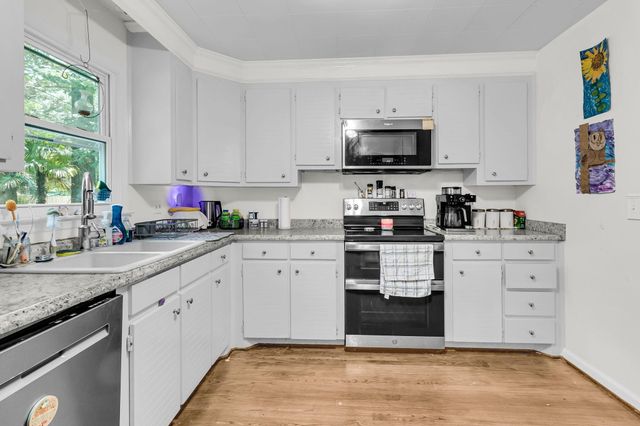 107 Westminster Avenue, Summerville, SC 29485