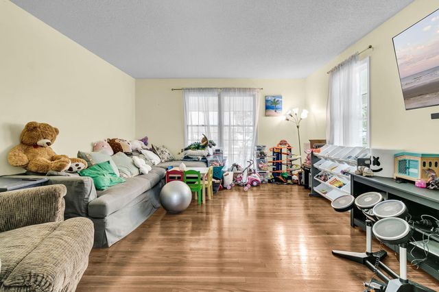 107 Westminster Avenue, Summerville, SC 29485