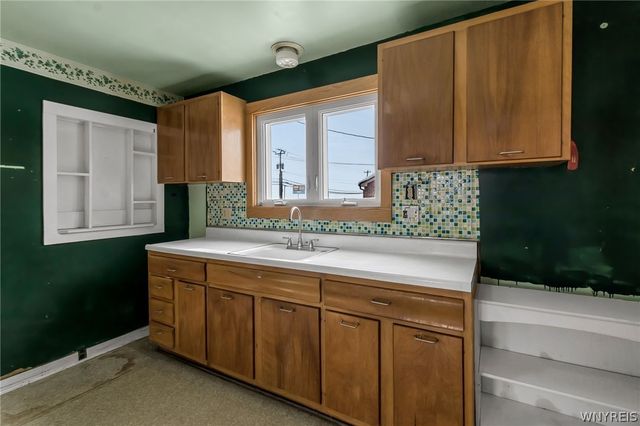 188 Cayuga Road, Cheektowaga, NY 14225