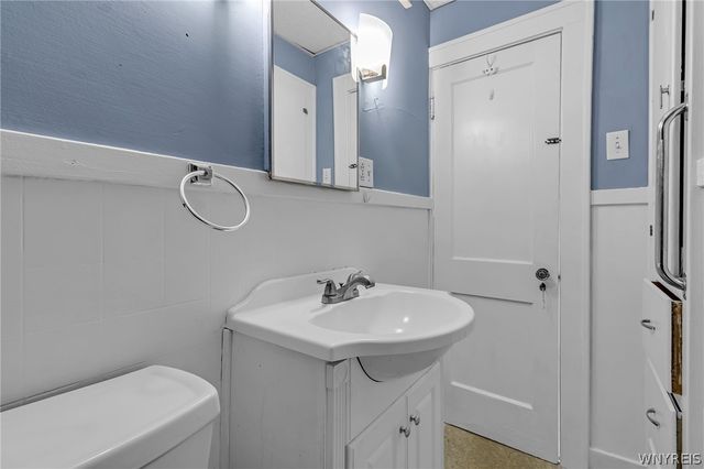 188 Cayuga Road, Cheektowaga, NY 14225