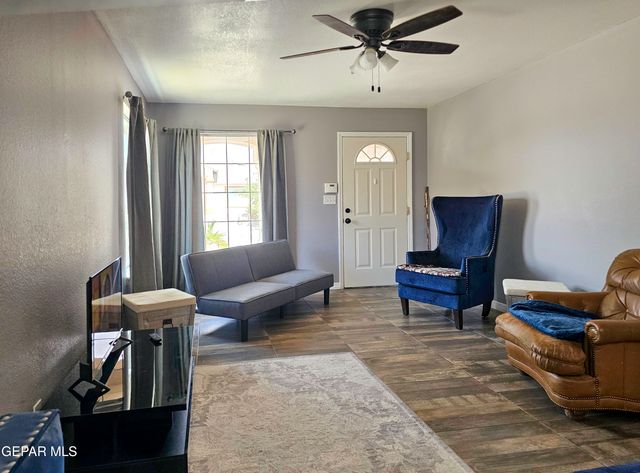 693 DESERT SAGE Drive, Horizon City, TX 79928