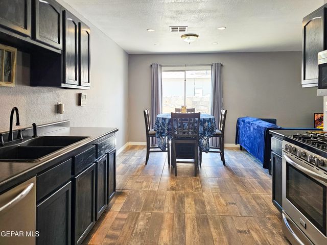 693 DESERT SAGE Drive, Horizon City, TX 79928