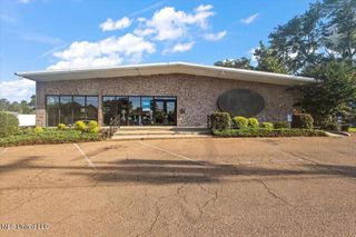 451 Highway 80, Clinton, MS 39056