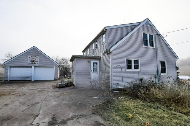 E5190 Sand Hill Road, Reedsburg, WI 53959