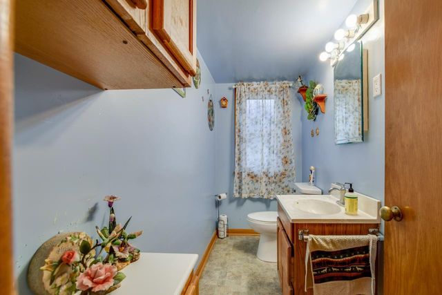 E5190 Sand Hill Road, Reedsburg, WI 53959