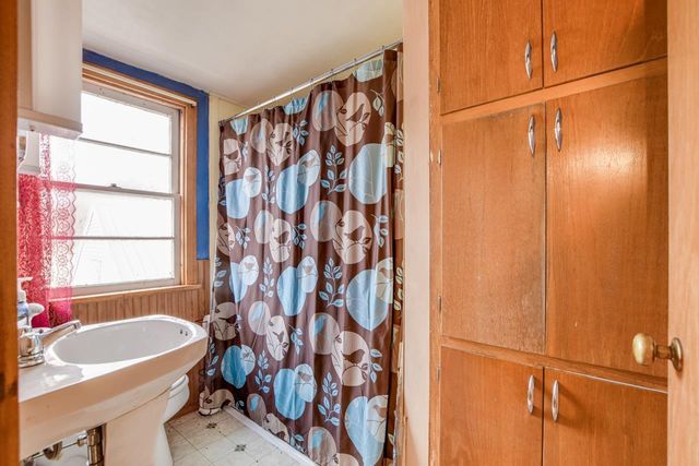 E5190 Sand Hill Road, Reedsburg, WI 53959