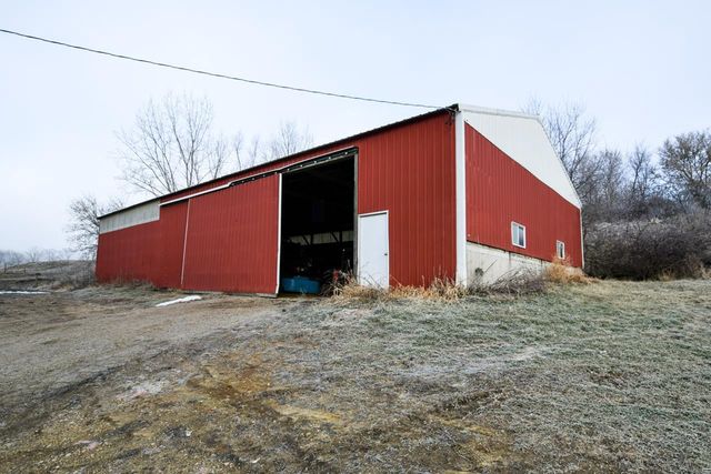 E5190 Sand Hill Road, Reedsburg, WI 53959