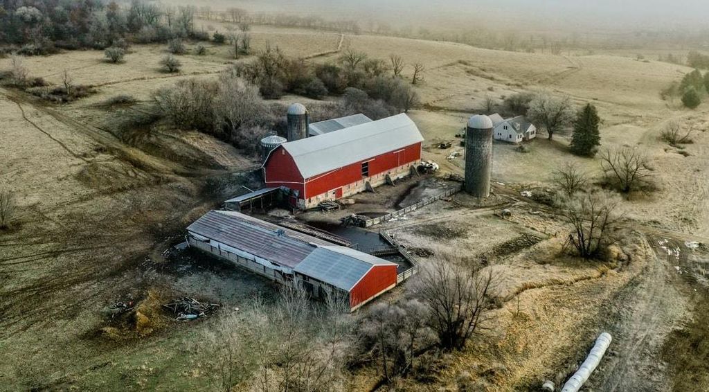 E5190 Sand Hill Road, Reedsburg, WI 53959
