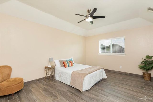 2305 E 19th Street, Mission, TX 78572