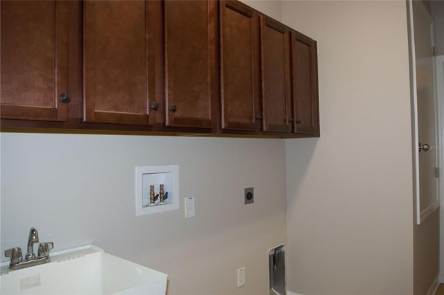 8112 SUMMERLAKE GROVES STREET, Winter Garden, FL 34787