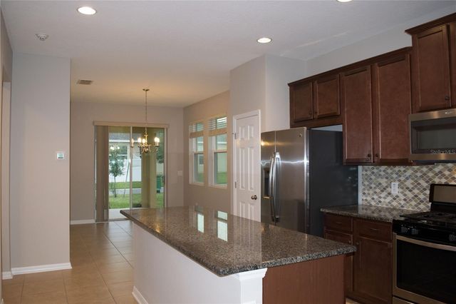 8112 SUMMERLAKE GROVES STREET, Winter Garden, FL 34787