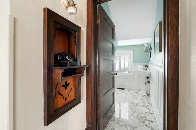 411 Bayland Avenue, Houston, TX 77009