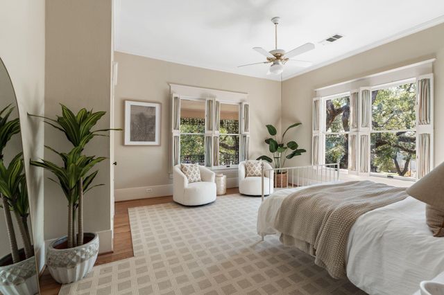 411 Bayland Avenue, Houston, TX 77009