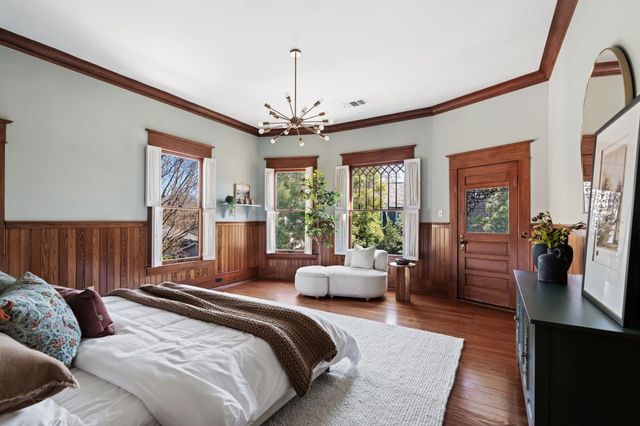 411 Bayland Avenue, Houston, TX 77009