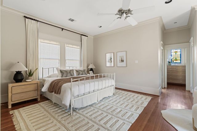 411 Bayland Avenue, Houston, TX 77009