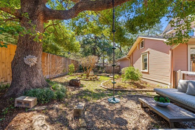 411 Bayland Avenue, Houston, TX 77009