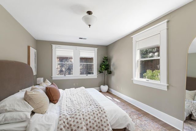 411 Bayland Avenue, Houston, TX 77009