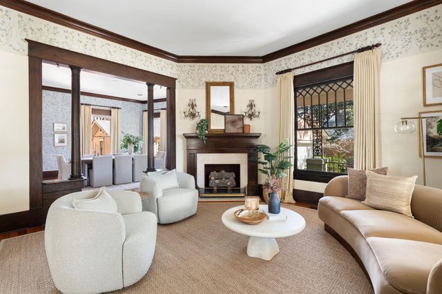 411 Bayland Avenue, Houston, TX 77009