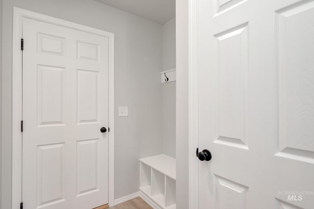 1144 W Cub River Dr, Meridian, ID 83642