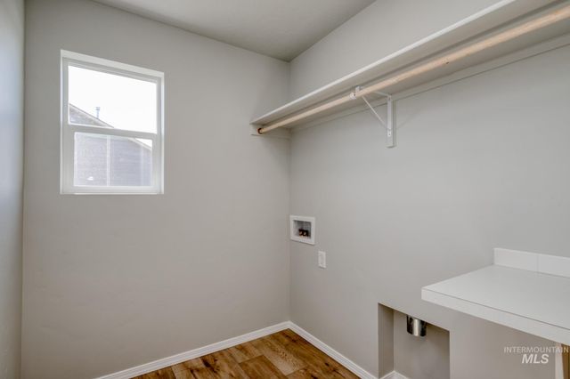 1144 W Cub River Dr, Meridian, ID 83642