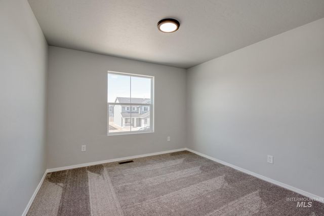 1144 W Cub River Dr, Meridian, ID 83642