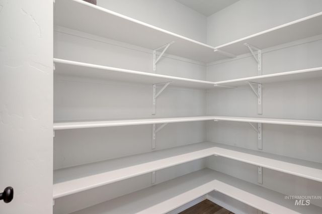 1144 W Cub River Dr, Meridian, ID 83642