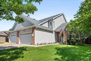 414 Flanagan Circle B, Minooka, IL 60447