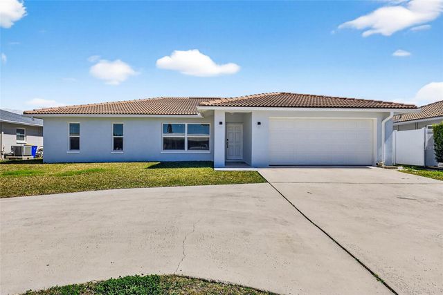 5448 LEEWARD LANE, New Port Richey, FL 34652