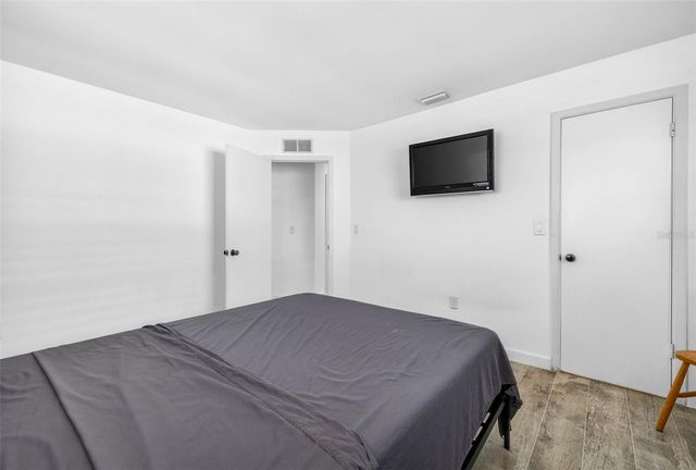 5448 LEEWARD LANE, New Port Richey, FL 34652