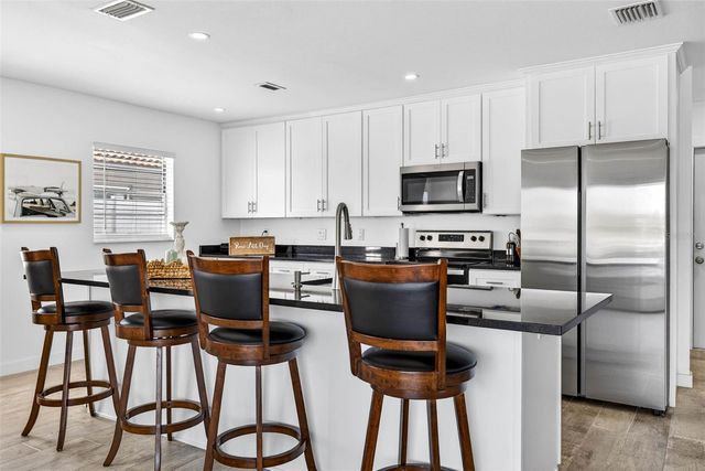 5448 LEEWARD LANE, New Port Richey, FL 34652