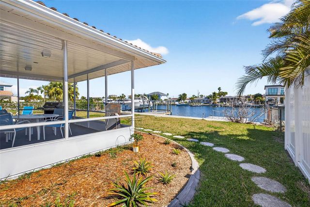 5448 LEEWARD LANE, New Port Richey, FL 34652