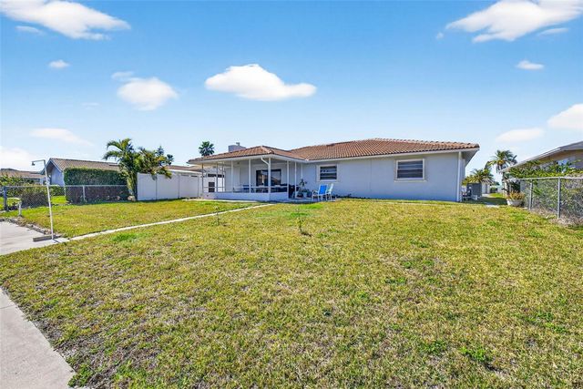 5448 LEEWARD LANE, New Port Richey, FL 34652