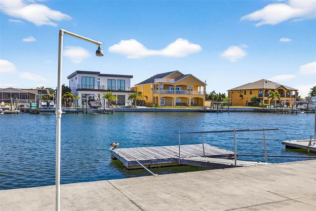 5448 LEEWARD LANE, New Port Richey, FL 34652