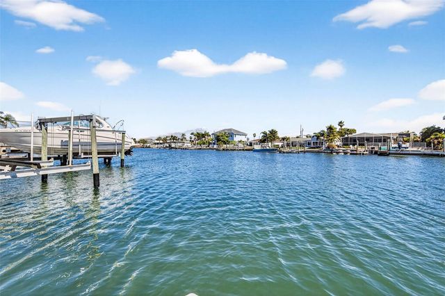 5448 LEEWARD LANE, New Port Richey, FL 34652