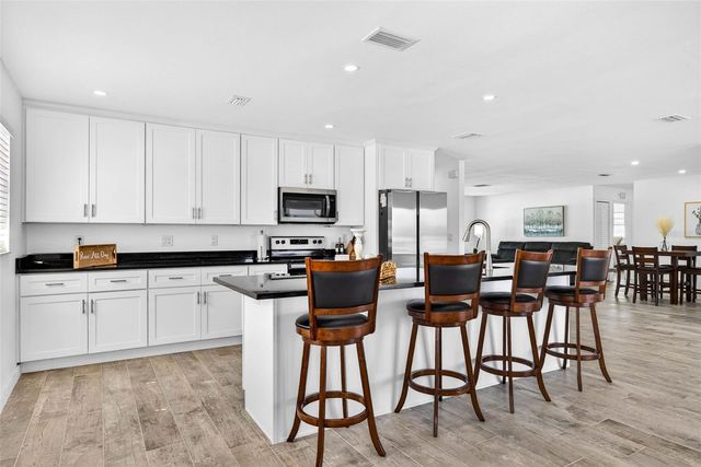 5448 LEEWARD LANE, New Port Richey, FL 34652