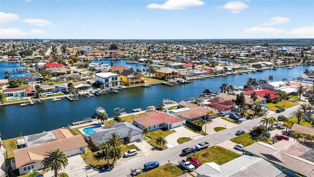 5448 LEEWARD LANE, New Port Richey, FL 34652