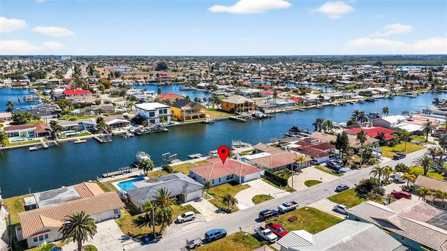 5448 LEEWARD LANE, New Port Richey, FL 34652