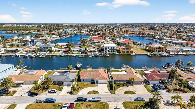 5448 LEEWARD LANE, New Port Richey, FL 34652